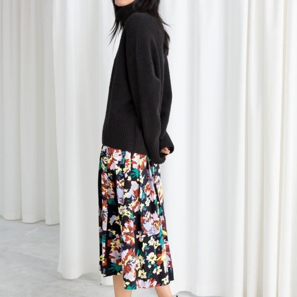 & Other Stories Pleated Floral Midi Dress Sz 4 - Picture 2 of 5